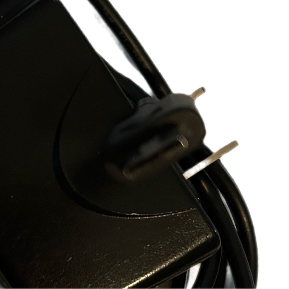 3/$15 LG Adapter - Picture 3 of 5